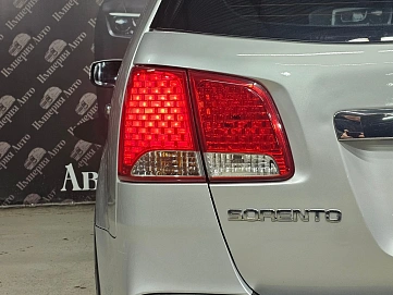 Kia Sorento, 2011г, полный привод, автомат