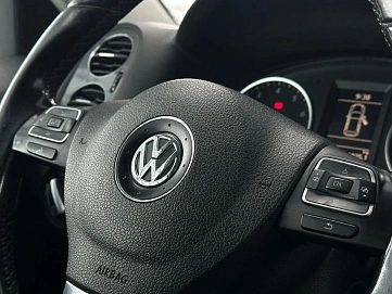 Volkswagen Tiguan, 2012г, передний привод, механика