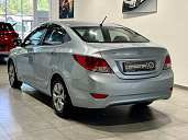 Hyundai Solaris, 2011г., передний привод, автомат