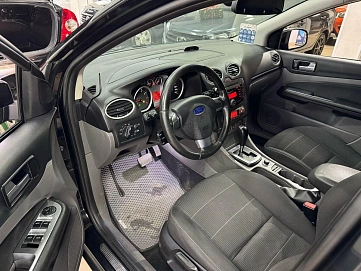 Ford Focus, 2010г, передний привод, автомат