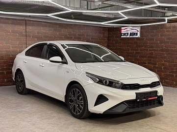 Kia Cerato, 2022г, передний привод, автомат