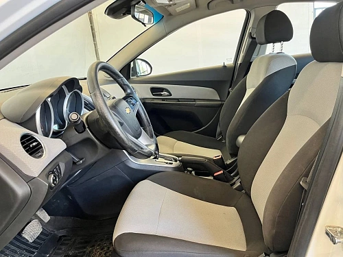 Chevrolet Cruze, 2013г, передний привод, автомат