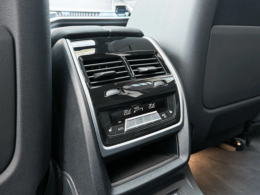BMW X7, 2022г., полный привод, автомат