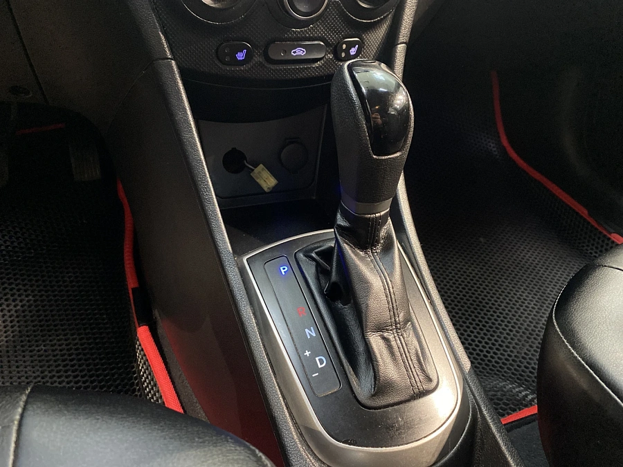 Hyundai Solaris, 2016г., передний привод, автомат