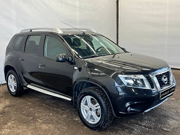 Nissan Terrano, 2018г, полный привод, механика