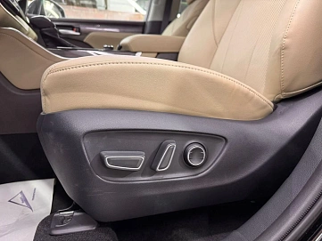 Toyota Highlander, 2025г, полный привод, автомат