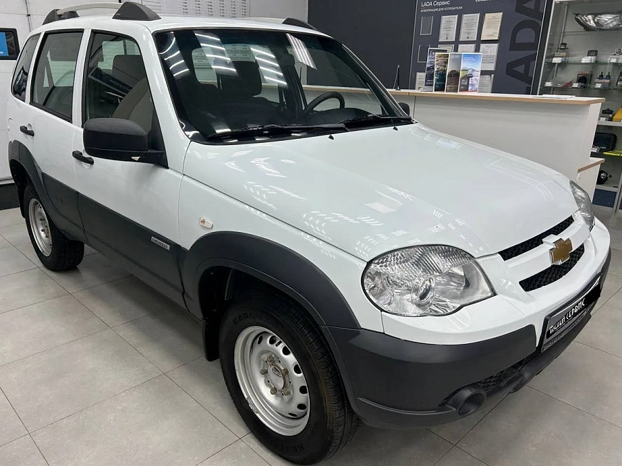 Chevrolet Niva, 2016г., полный привод, механика