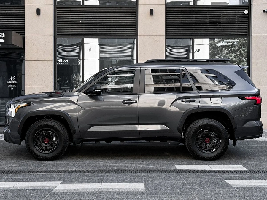 Toyota Sequoia, 2025г., полный привод, автомат