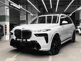 BMW X7, 2022г, полный привод, автомат