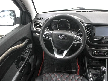 Lada (ВАЗ) Vesta, 2018г, передний привод, механика
