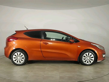 Kia Ceed, 2014г, передний привод, автомат