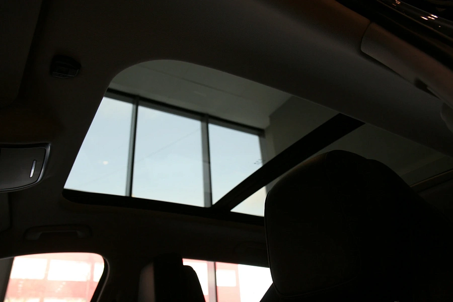 Hongqi HS3, 2025г., передний привод, робот