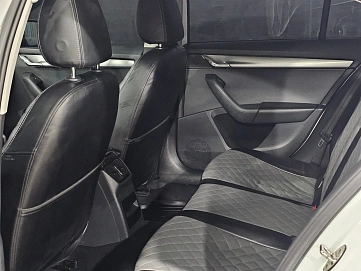 Skoda Octavia, 2019г, передний привод, автомат