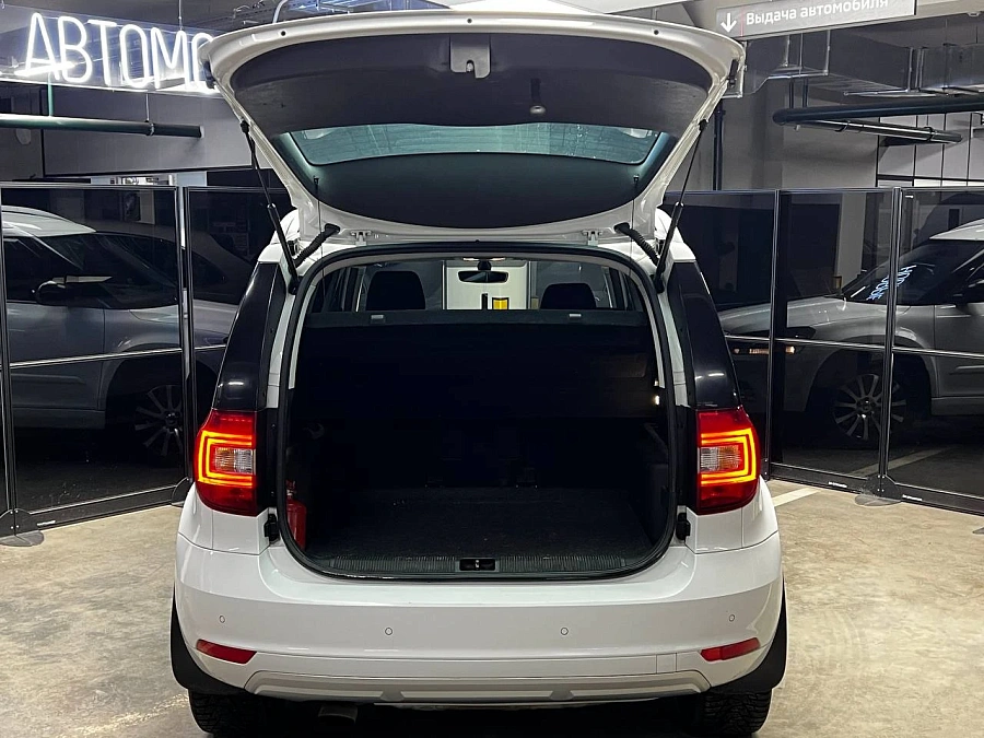 Skoda Yeti, 2017г., передний привод, автомат