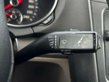 Volkswagen Golf, 2010г, передний привод, робот