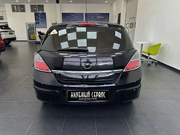 Opel Astra, 2009г, передний привод, механика