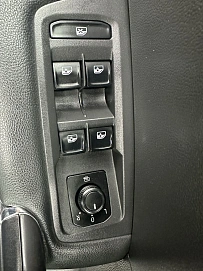 Volkswagen Touran, 2021г, передний привод, робот