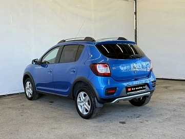 Renault Sandero, 2016г, передний привод, механика