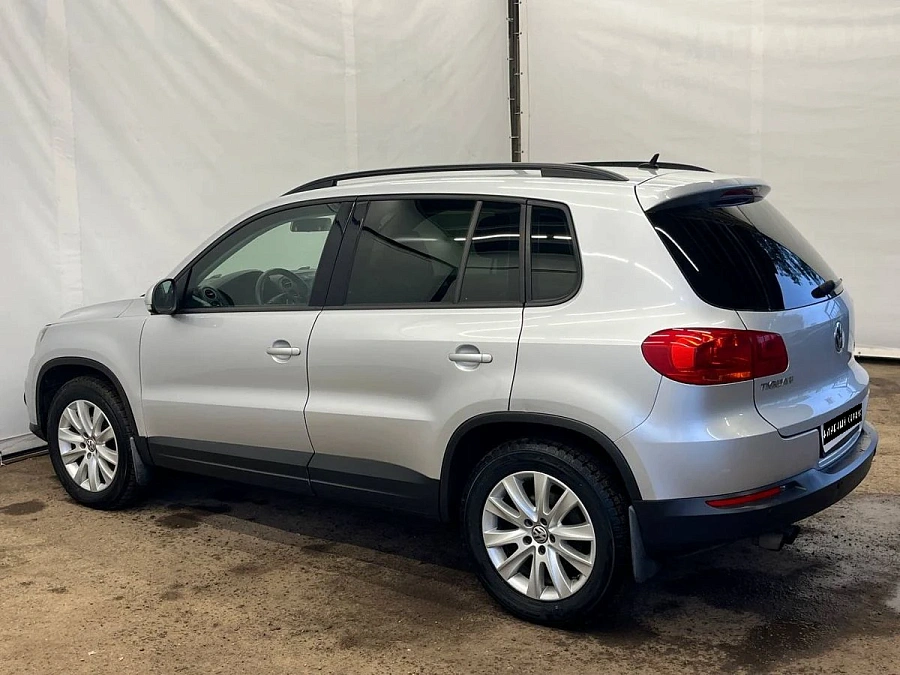 Volkswagen Tiguan, 2012г., полный привод, автомат