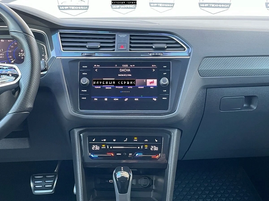 Volkswagen Tiguan, 2021г., полный привод, робот