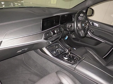 BMW X7, 2022г, полный привод, автомат