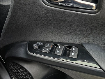 Toyota Prius, 2016г, передний привод, автомат