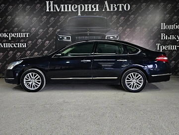 Nissan Teana, 2011г., передний привод, вариатор