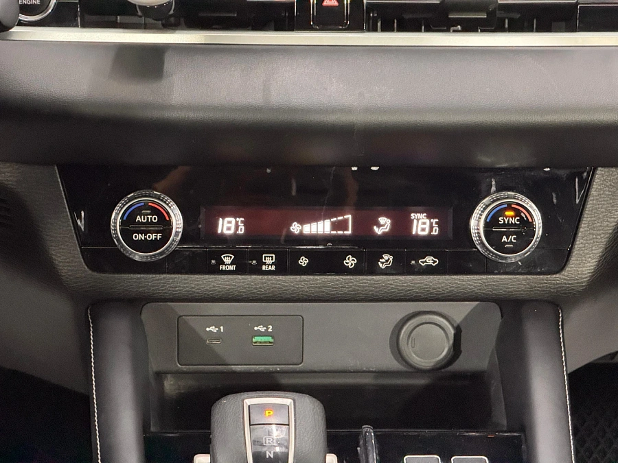 Mitsubishi Outlander, 2022г., полный привод, вариатор