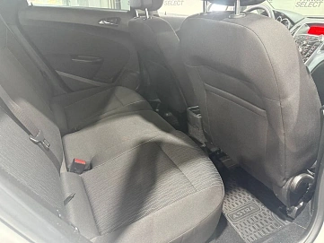 Opel Astra, 2013г, передний привод, механика