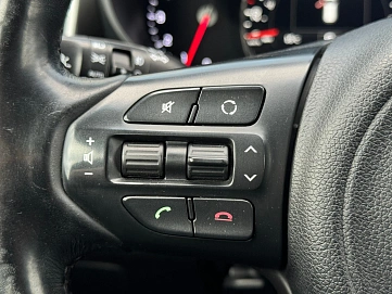 Kia Sorento, 2016г., полный привод, автомат