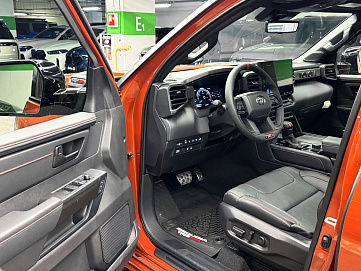 Toyota Sequoia, 2024г, полный привод, автомат