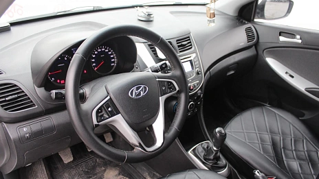 Hyundai Solaris, 2013г., передний привод, механика