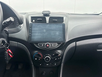 Hyundai Solaris, 2013г, передний привод, механика