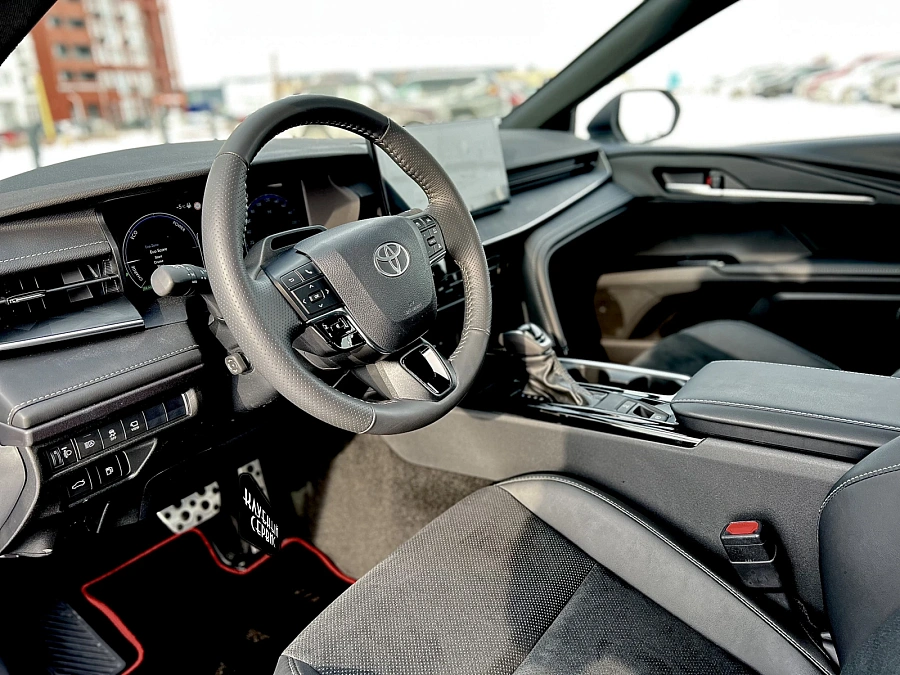 Toyota Camry, 2024г., передний привод, вариатор