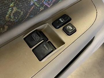 Toyota Corolla, 1998г, передний привод, механика