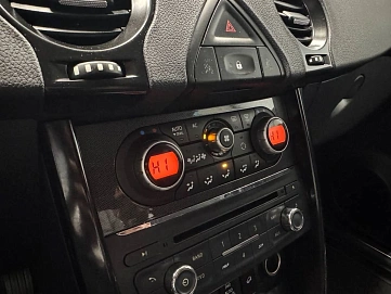 Renault Koleos, 2013г, передний привод, автомат