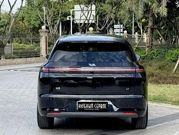 LiXiang L7, 2024г, полный привод, автомат