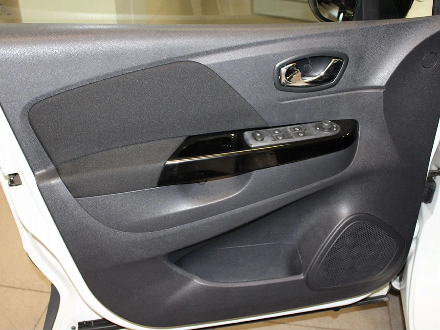 Renault Kaptur, 2017г., передний привод, автомат