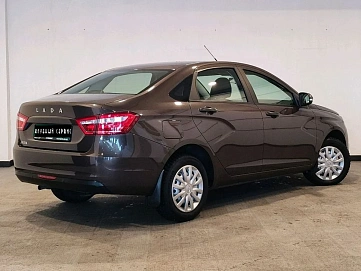 Lada (ВАЗ) Vesta, 2018г, передний привод, механика