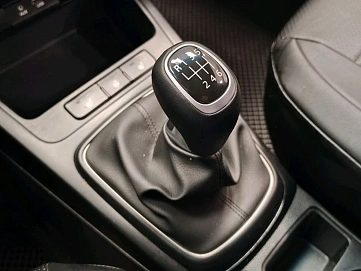 Kia Rio, 2017г., передний привод, механика