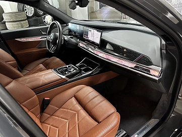 BMW , 2024г., полный привод, автомат