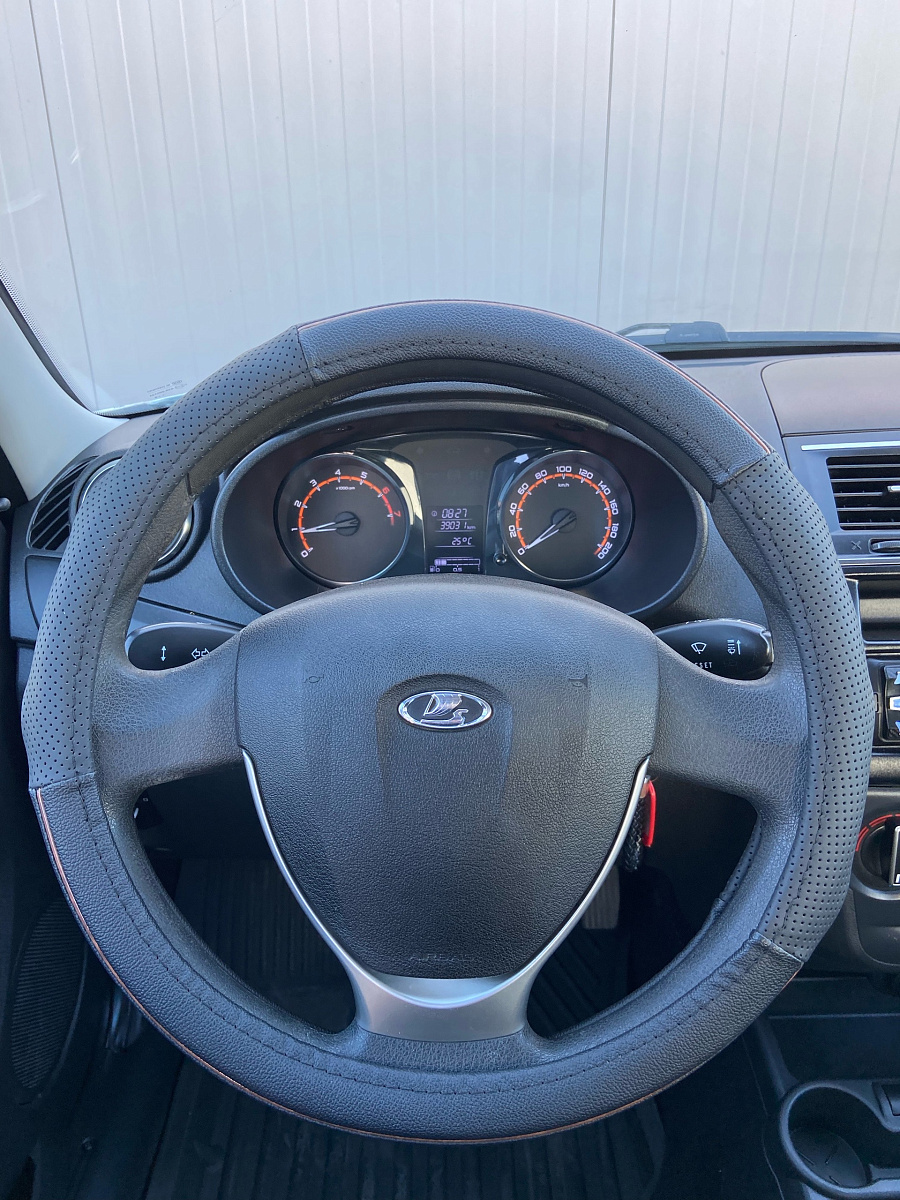 Lada (ВАЗ) Granta, 2019г., передний привод, механика