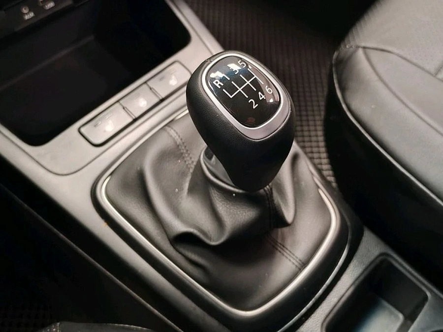 Kia Rio, 2017г., передний привод, механика