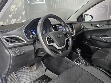 Hyundai Solaris, 2017г, передний привод, автомат