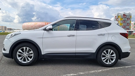 Hyundai Santa Fe, 2018г, полный привод, автомат