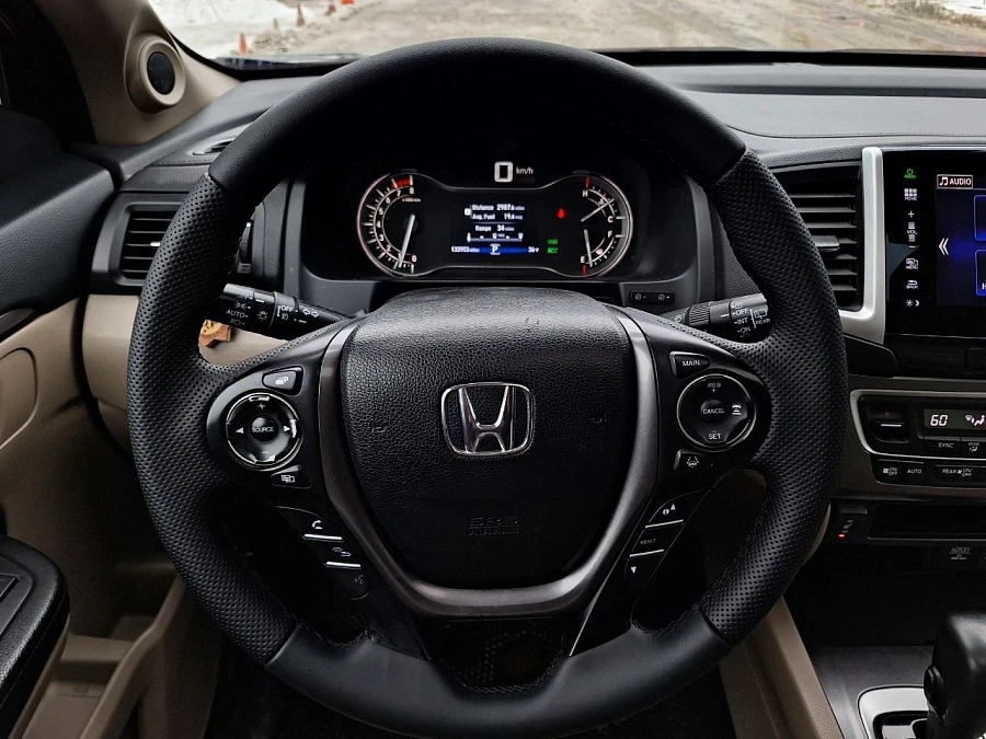 Honda Pilot, 2015г., полный привод, автомат