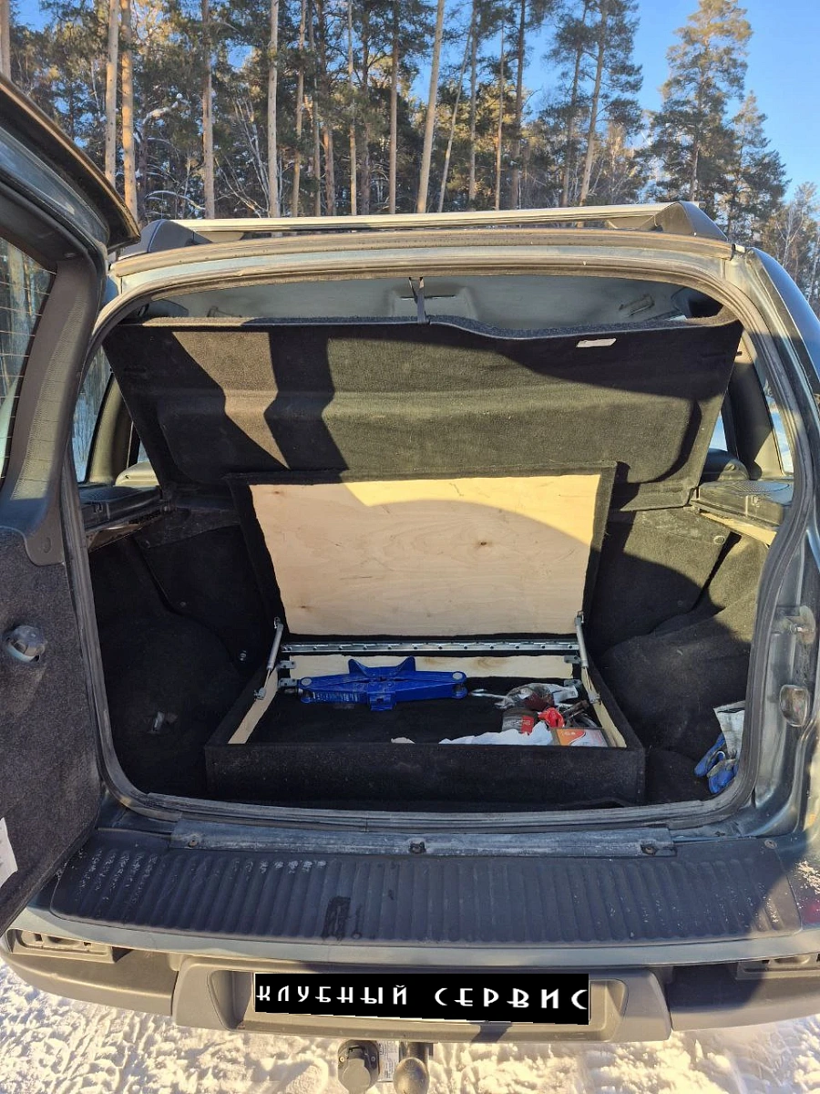 Chevrolet Niva, 2014г., полный привод, механика