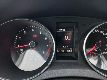 Volkswagen Golf, 2012г, передний привод, механика