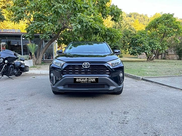 Toyota RAV4, 2021г, полный привод, автомат