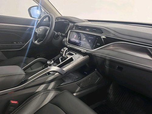Geely Atlas Pro, 2023г, полный привод, робот